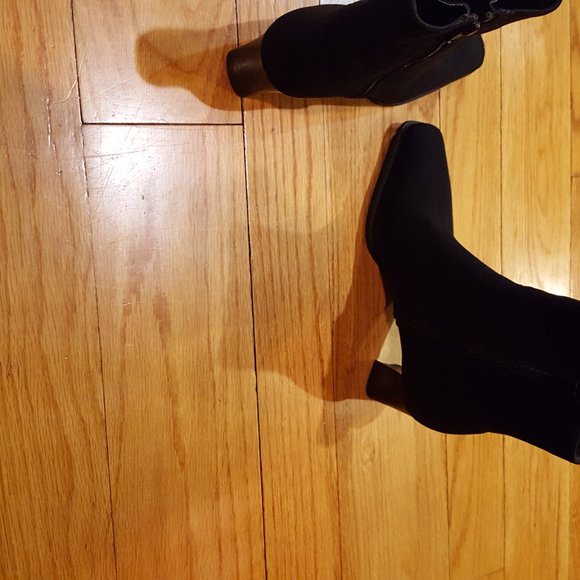 Stuart Weitzman Women's Boots - Picture 3 of 4